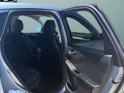 Used 2022 Ford Escape SEL FWD image 15