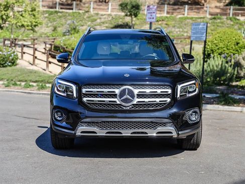 Used 2023 Mercedes-Benz GLB 250 image 8