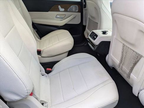 Used 2021 Mercedes-Benz GLS 450 4MATIC image 20