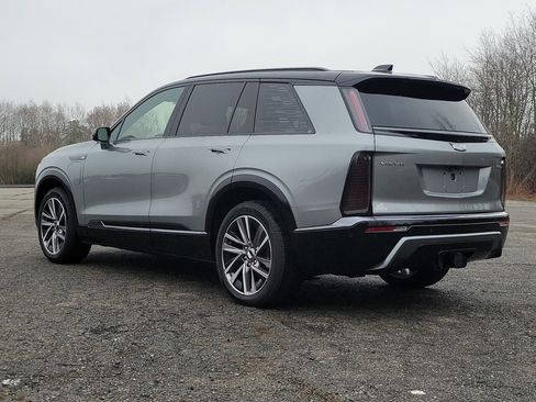 New 2026 Cadillac Vistiq Sport w/ LPO, Floor Liner Package image 5