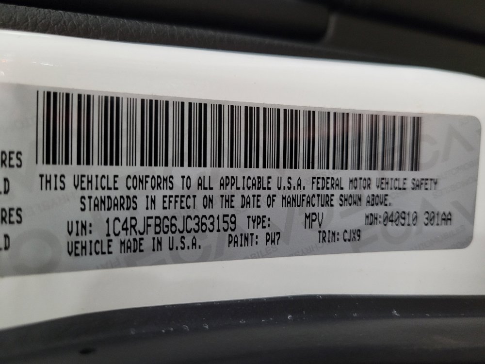 Used 2018 Jeep Grand Cherokee Limited AWD/4WD image 33