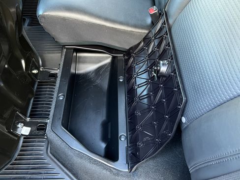 Used 2023 Toyota Tacoma Limited image 20