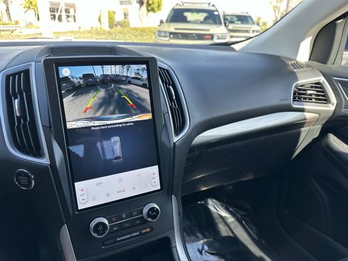 Used 2023 Ford Edge SEL w/ Convenience Package image 26