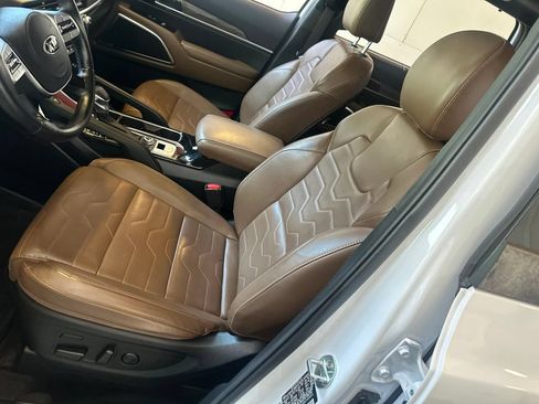 Used 2021 Kia Telluride SX w/ SX Prestige Package AWD/4WD image 9