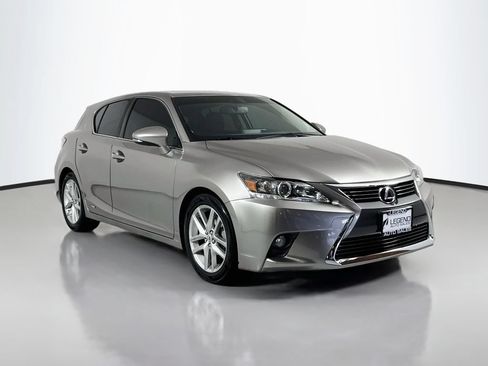 Used 2017 Lexus CT 200h FWD image 4