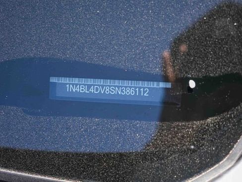 Used 2025 Nissan Altima 2.5 SV FWD image 31