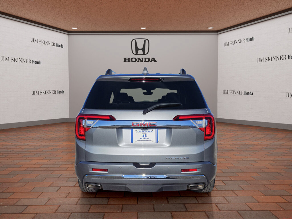 Used 2023 GMC Acadia Denali w/ Denali Technology Package FWD image 10
