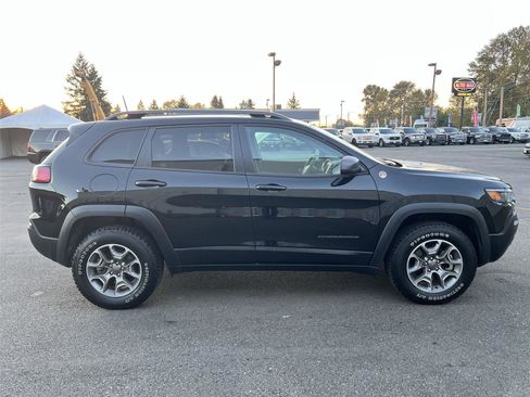 Used 2021 Jeep Cherokee Trailhawk w/ Trailer Tow Group image 6