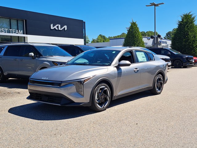 New 2026 Kia K4 EX FWD image 1