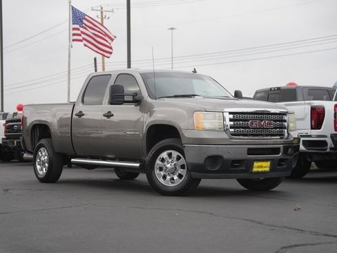 Used 2014 GMC Sierra 2500 SLE image 2