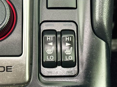 Used 2023 Subaru Forester Premium image 16