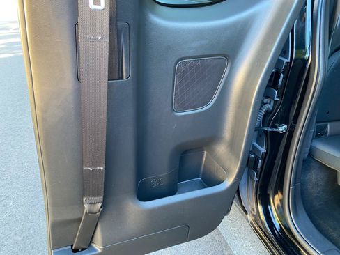 Used 2022 Nissan Frontier S RWD image 42