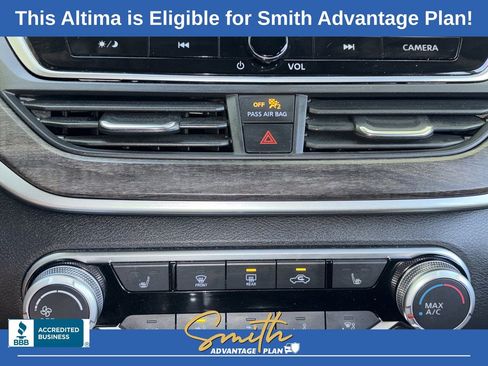 Used 2024 Nissan Altima 2.5 SV w/ SV Premium Package FWD image 13