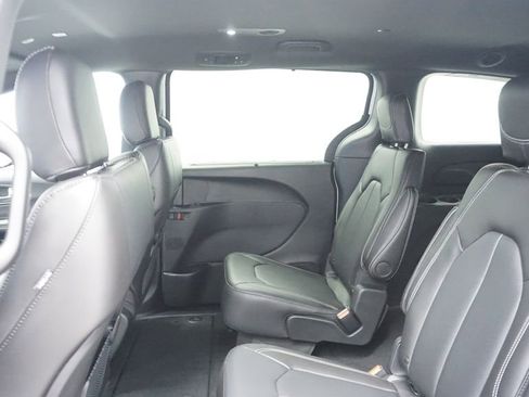 New 2026 Chrysler Voyager LX image 23