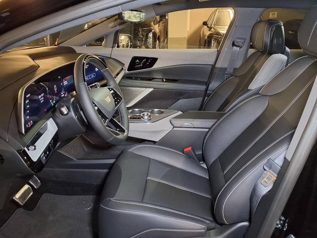 New 2027 Cadillac Optiq Sport RWD image 15