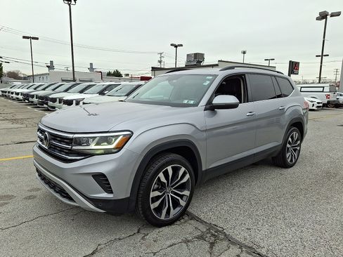 Used 2022 Volkswagen Atlas SE image 3