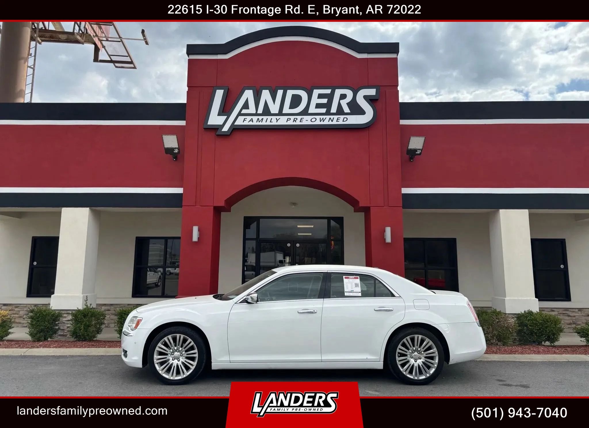 Used 2011 Chrysler 300 Limited w/ Sound Group RWD image 1