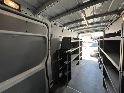 Used 2022 Mercedes-Benz Sprinter 2500 image 15