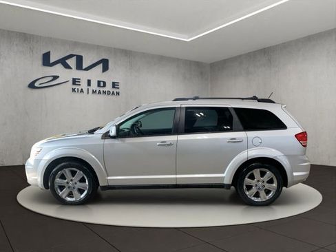 Used 2009 Dodge Journey SXT w/ Flexible Seating Group AWD/4WD image 3
