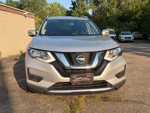 Used 2017 Nissan Rogue SV AWD/4WD image 11