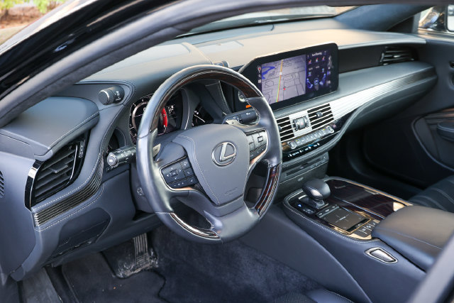 Used 2021 Lexus LS 500 AWD w/ Interior Upgrade Package image 31