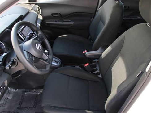 Certified 2025 Nissan Kicks Play S FWD image 15