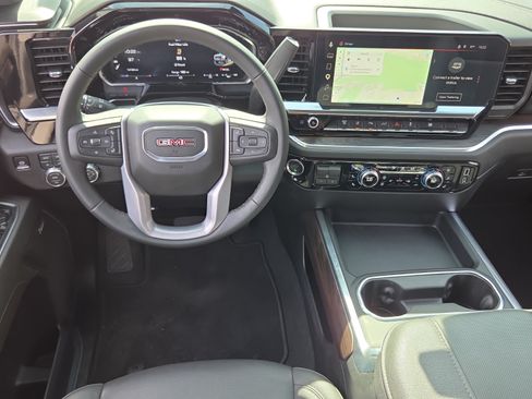 Certified 2026 GMC Sierra 3500 SLT w/ SLT Convenience Package AWD/4WD image 11
