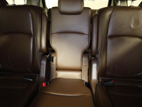 New 2026 Honda Odyssey Touring image 11