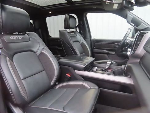 Used 2022 RAM 1500 Laramie AWD/4WD image 31