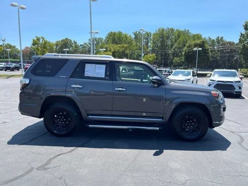 Used 2017 Toyota 4Runner Limited AWD/4WD image 5