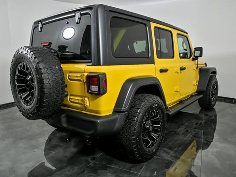 Used 2018 Jeep Wrangler Unlimited Sport S image 10