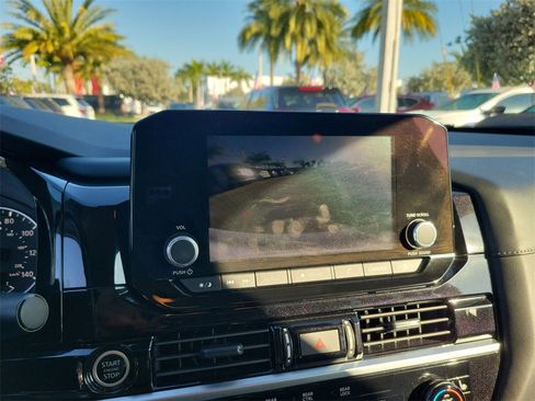 Certified 2024 Nissan Pathfinder SV w/ Black Appearance Package image 23