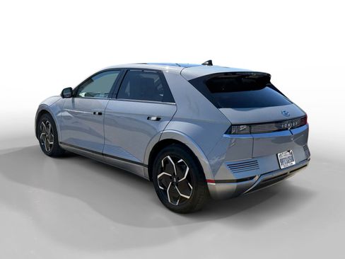 Certified 2024 Hyundai Ioniq 5 Limited RWD image 3