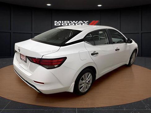 Used 2025 Nissan Sentra S FWD image 4
