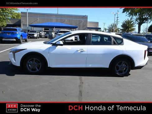 Used 2025 Kia K4 LXS image 4