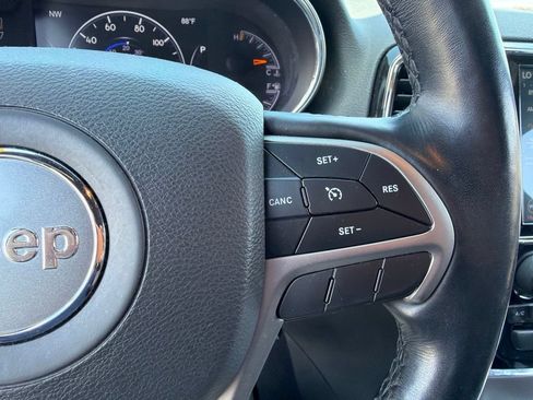 Used 2022 Jeep Grand Cherokee Limited AWD/4WD image 6