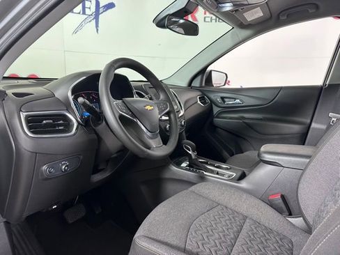 Used 2024 Chevrolet Equinox LT image 14