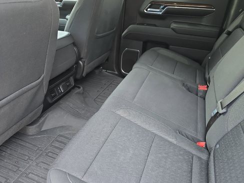 Used 2023 GMC Sierra 1500 Elevation image 13