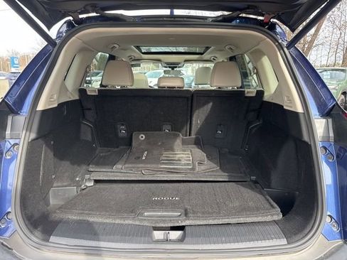 Used 2023 Nissan Rogue SL w/ SL Premium Package image 14