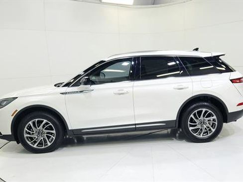 Used 2022 Lincoln Corsair AWD w/ Equipment Group 101A image 5