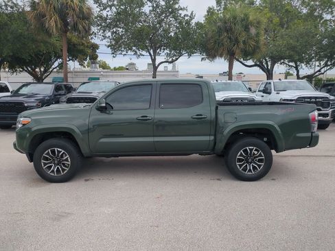 Used 2022 Toyota Tacoma TRD Sport RWD image 9