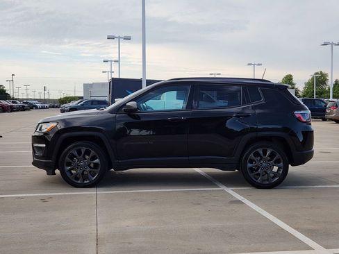 Used 2021 Jeep Compass Latitude w/ Sun and Sound Group FWD image 4