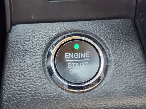 Used 2022 Ford F250 Lariat w/ Lariat Ultimate Package AWD/4WD image 20