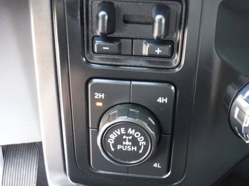 Used 2024 Ford F150 XLT w/ Tow/Haul Package image 23