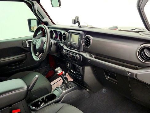 Used 2021 Jeep Gladiator Sport AWD/4WD image 24