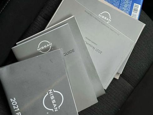 Used 2021 Nissan Rogue SV image 30