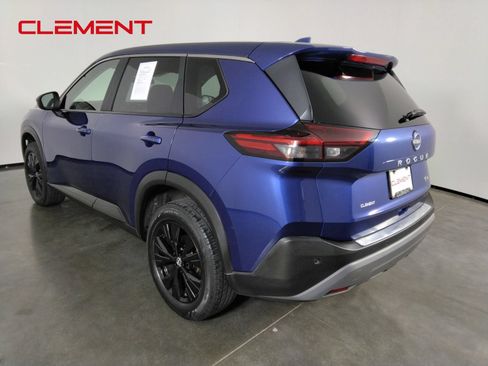 Used 2023 Nissan Rogue SV FWD image 7