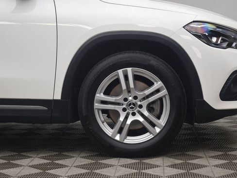 Used 2021 Mercedes-Benz GLA 250 4MATIC image 32