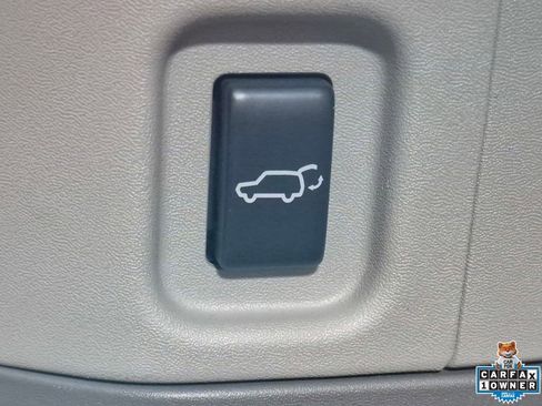Used 2009 Nissan Quest S w/ Drivers Pkg FWD image 27