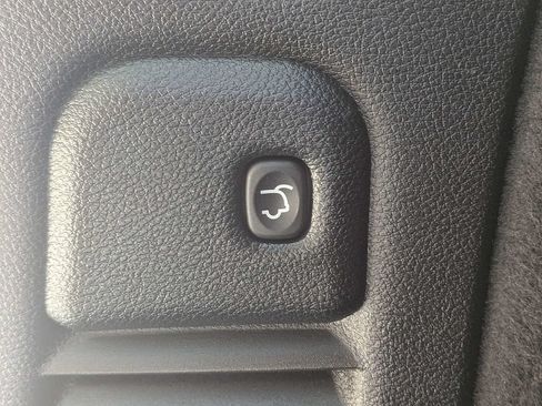 Used 2023 Dodge Durango GT RWD image 13